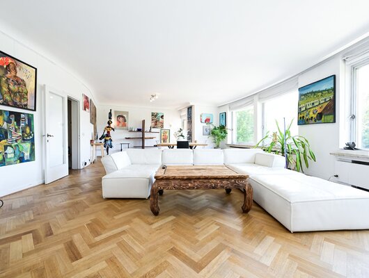 MAGNIFIEK LUXE APPARTEMENT 3 SLAAPKAMERS - 2 BADKAMERS + PARKEREN