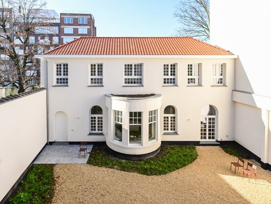Botanique 47 - huis in het interieur van een blok met tuin