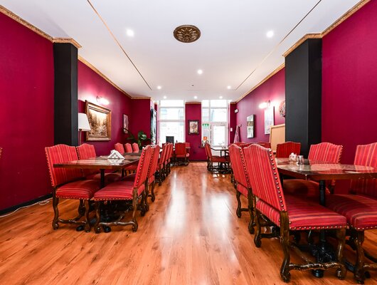 SUPERB BUSINESS IDEALLY LOCATED
