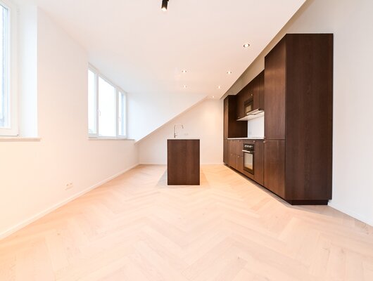 MAGNIFIEKE DUPLEX 4 SLAAPKAMERS - DEELTIMEREN AANGEMAAKT