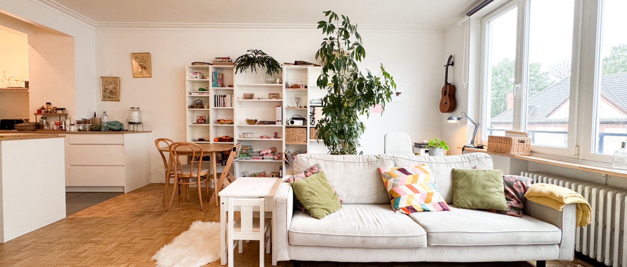 LOVELY, BRIGHT 2-BEDROOM FLAT