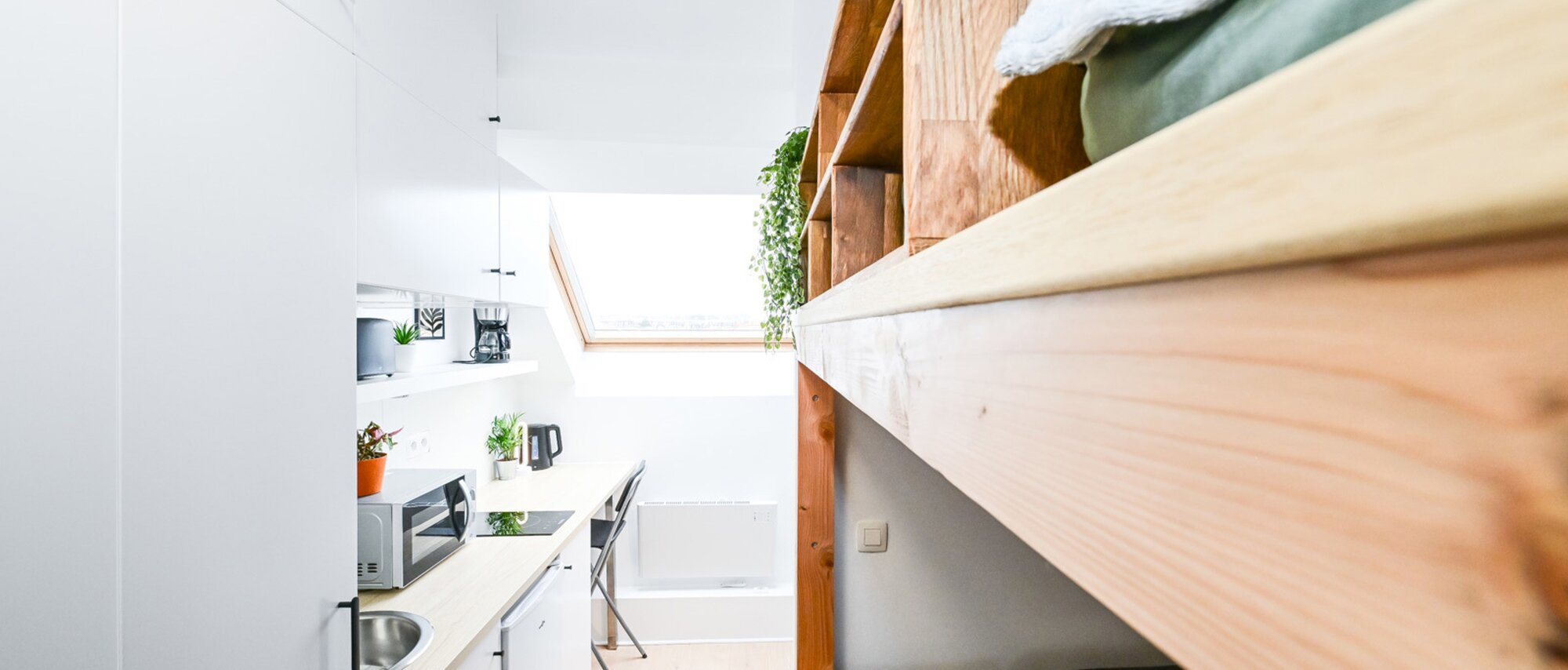 photo-1-magnifique-studio-meuble-totalement-renove-par-architecte