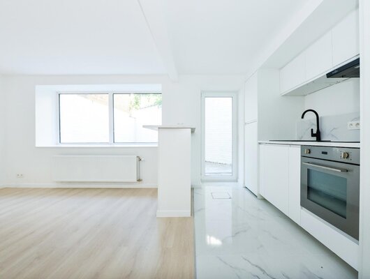 PRACHTIGE STUDIO + BINNENPLAATS 