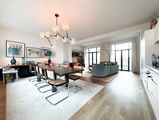 SUPERB FURNISHED APARTMENT, FRESHLY RENOVATED