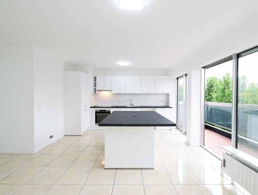 GREAT OPPORTUNITY - Refurbished 2-bedroom apartment