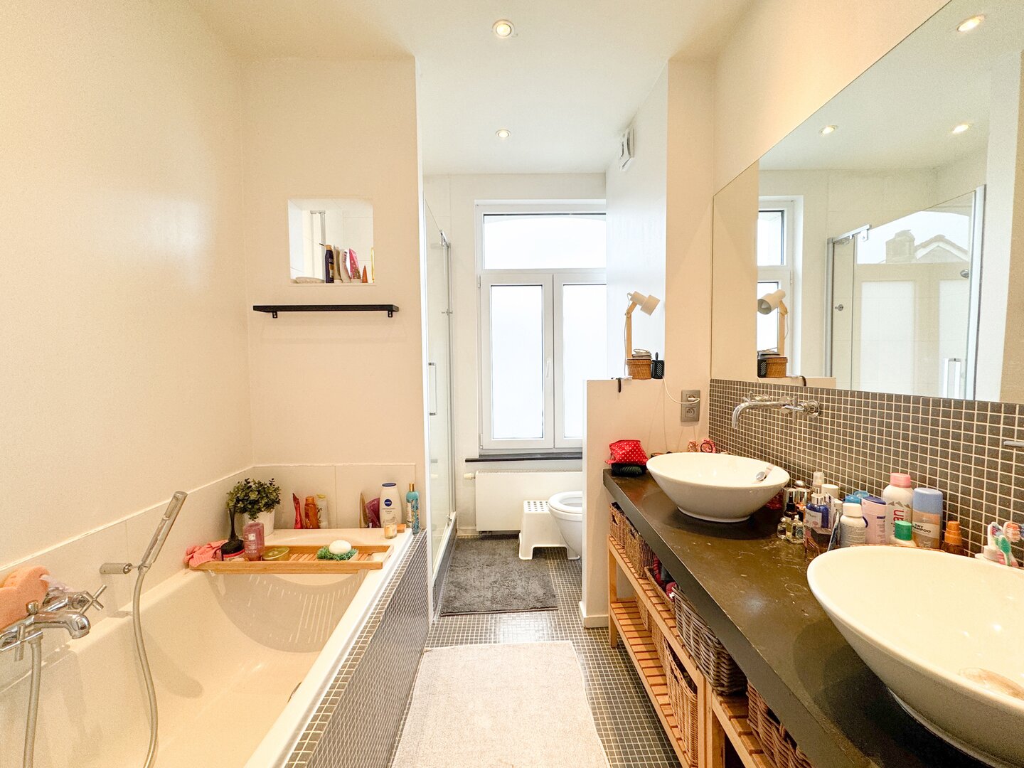 photo-12-superbe-maison-4-chambres-lumineuse