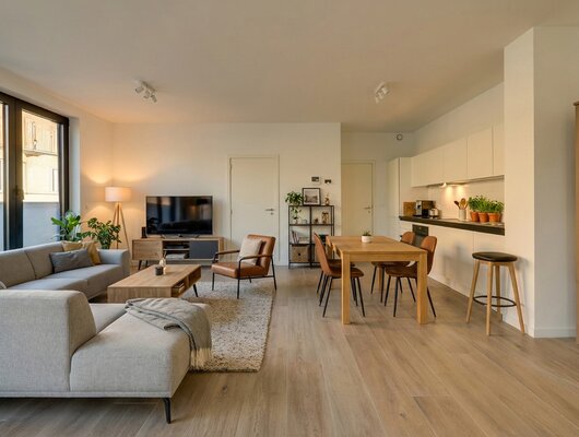 3-bedroom Penthouse duplex directly available!