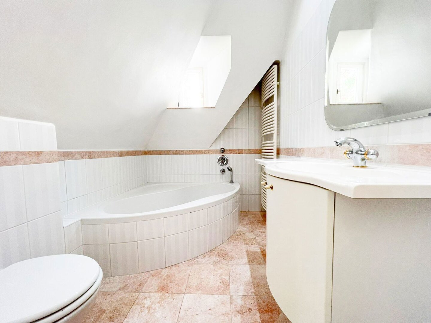 photo-12-magnifique-villa-6-ch-sur-un-domaine-33-ares