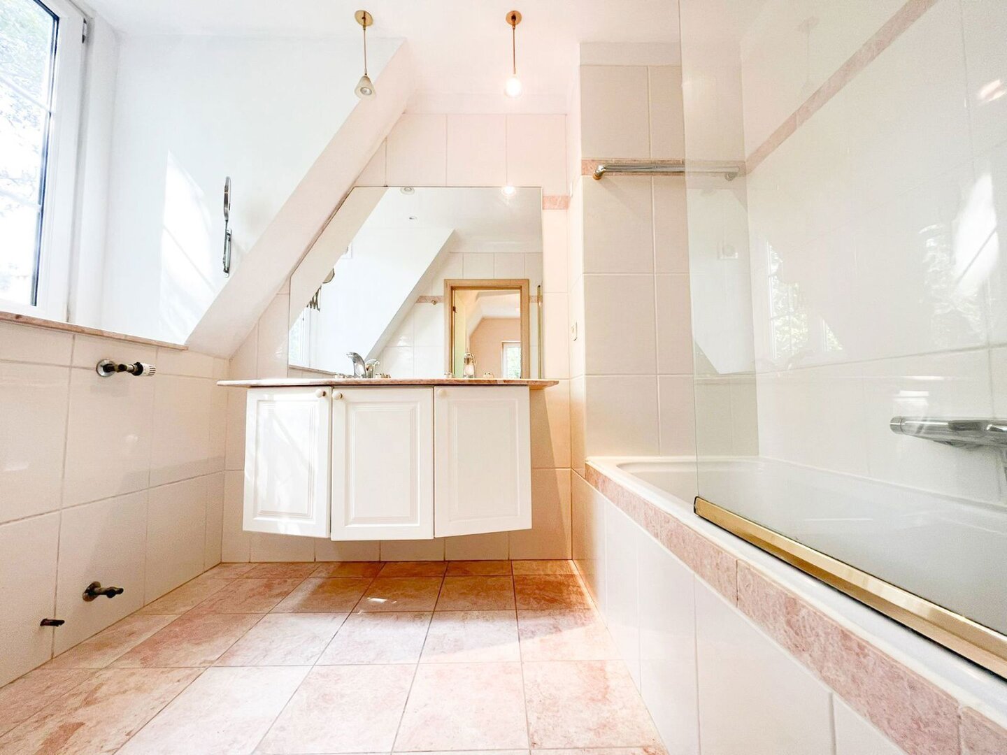 photo-14-magnifique-villa-6-ch-sur-un-domaine-33-ares