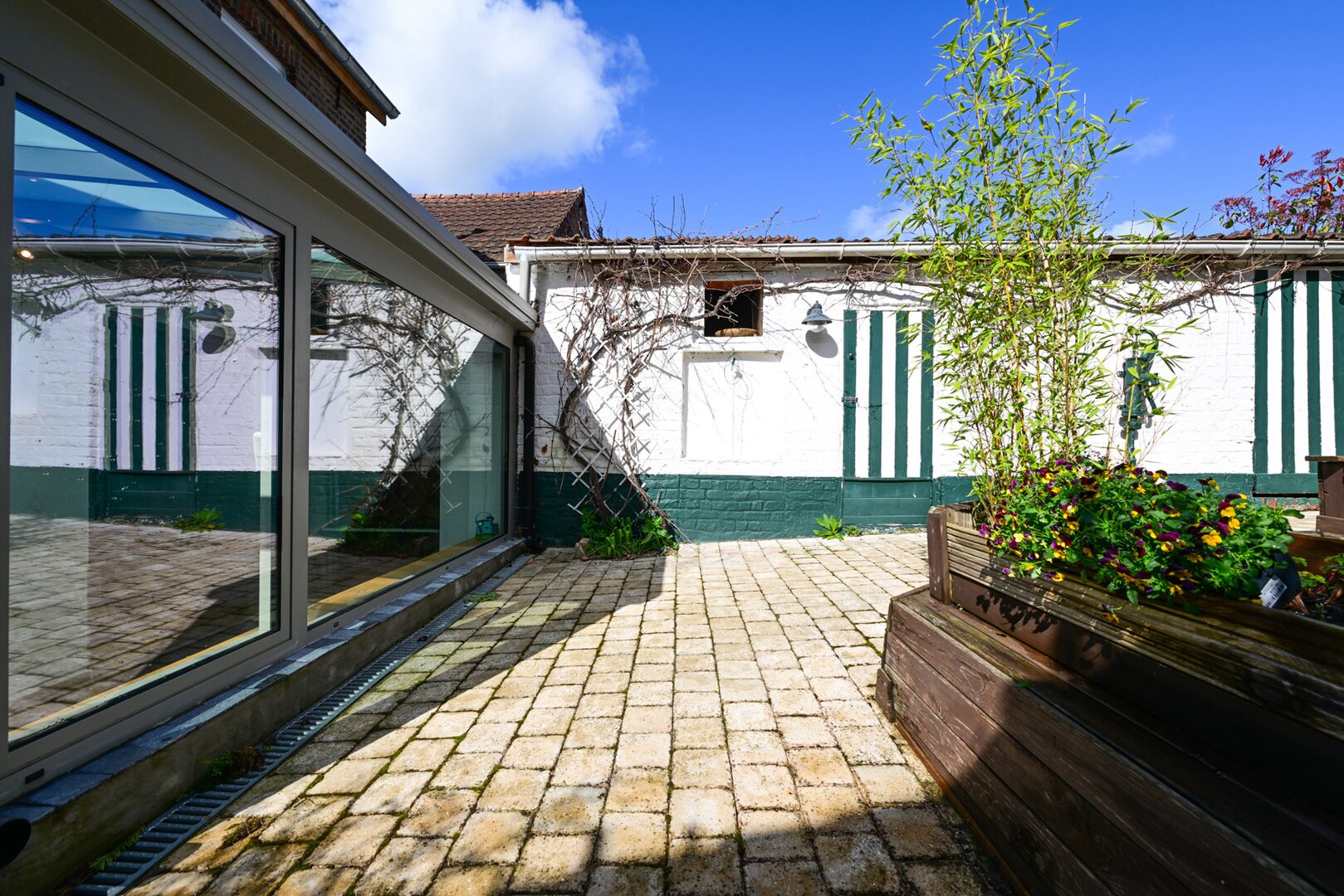 photo-10-charmante-maison-4-chambres-avec-jardin-parking-pecrot