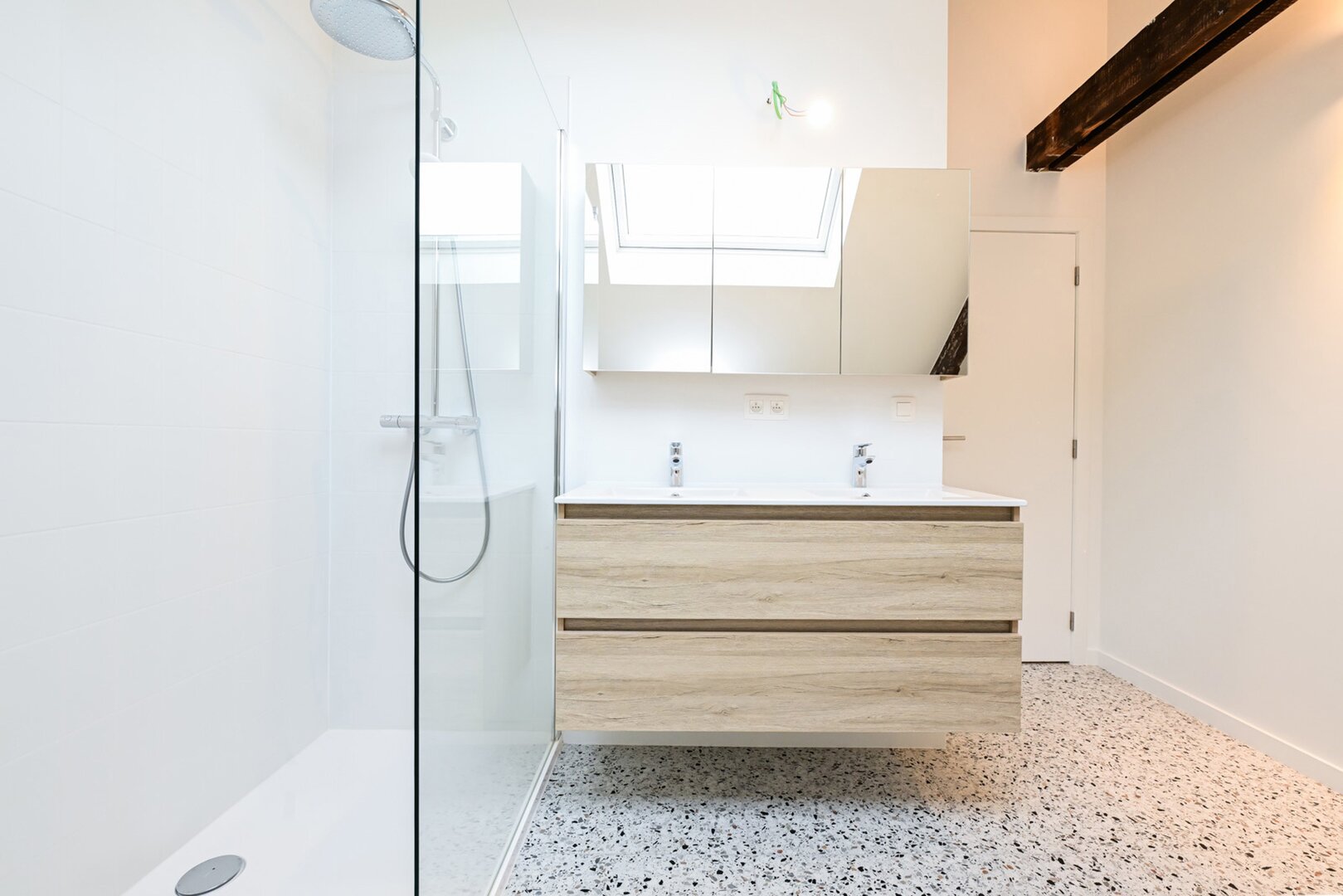 photo-13-magnifique-penthouse-5ch-2-sdb-terrasse-premiere-occupation