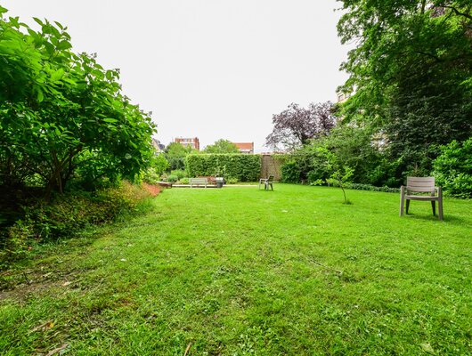 SUPERBE APPARTEMENT DE SERVICE RENOVE