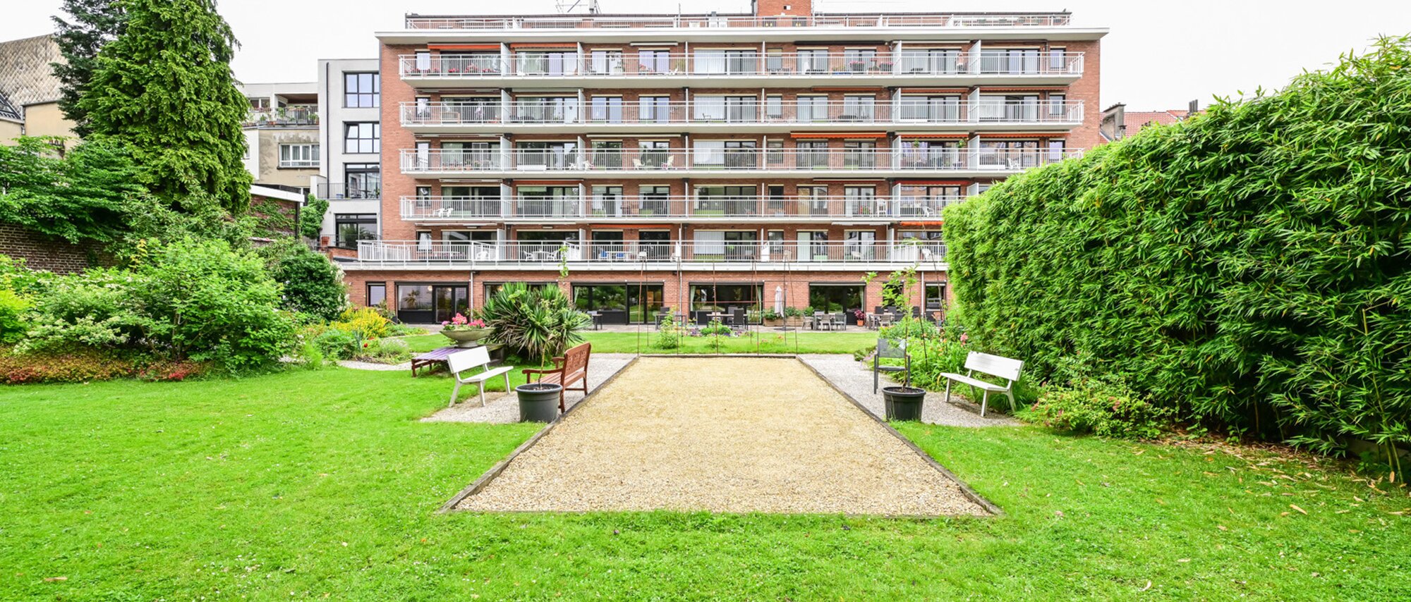 photo-1-superbe-appartement-de-service-renove