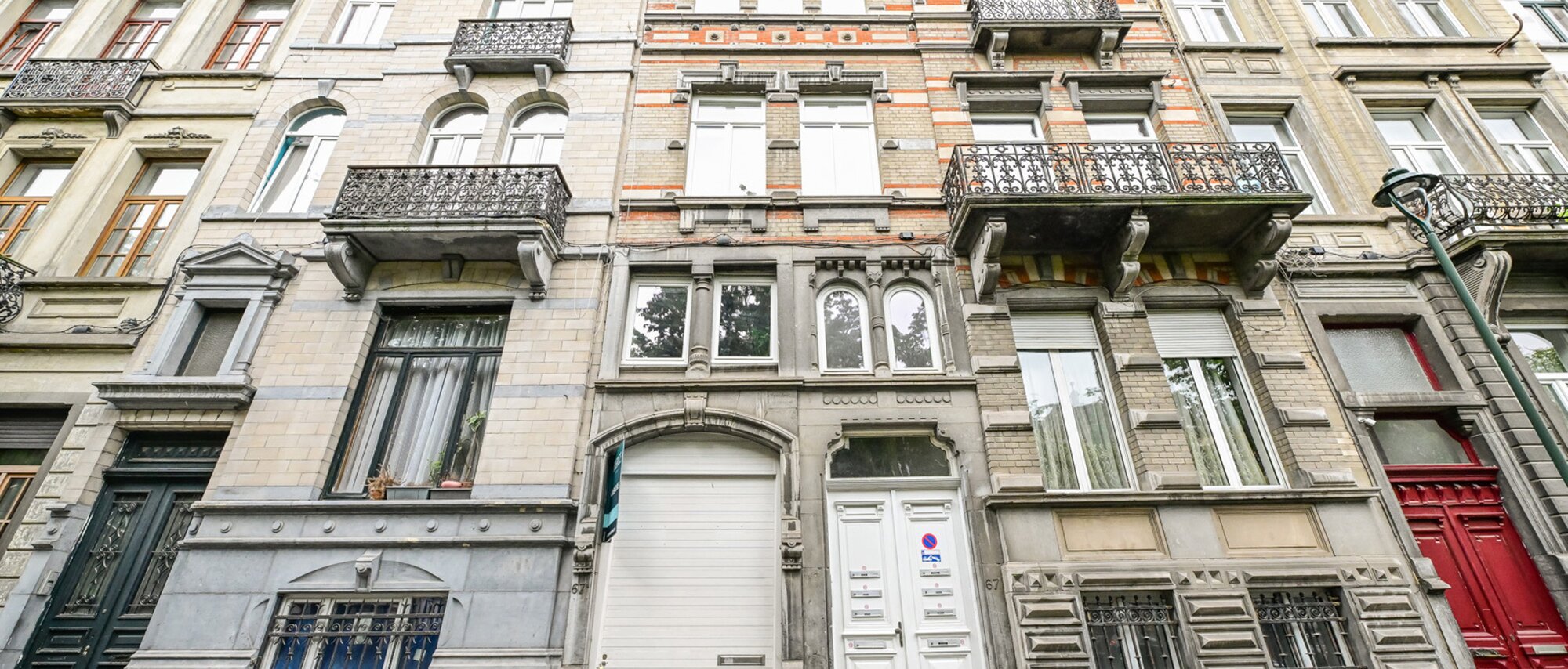 photo-1-atelier-entrepot-dans-batiment-arriere-securise