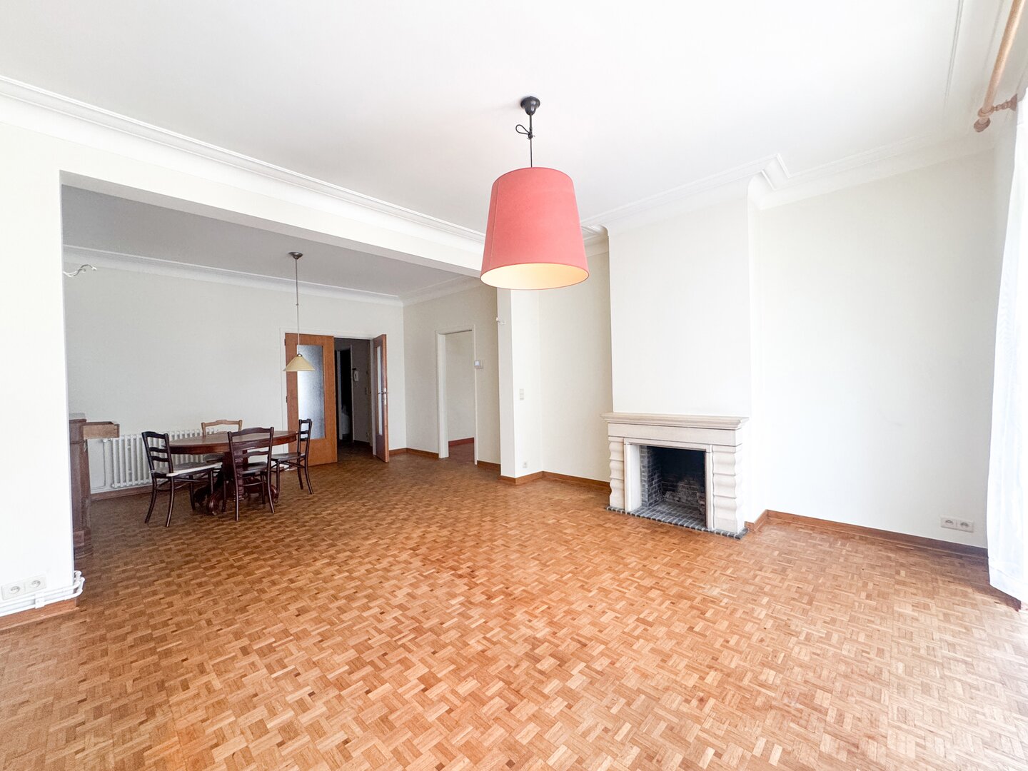 photo-4-superbe-appartement-2-chambres-idealement-situe