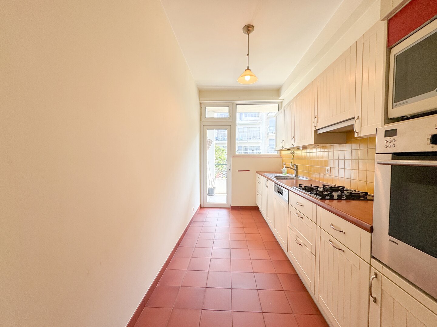 photo-8-superbe-appartement-2-chambres-idealement-situe