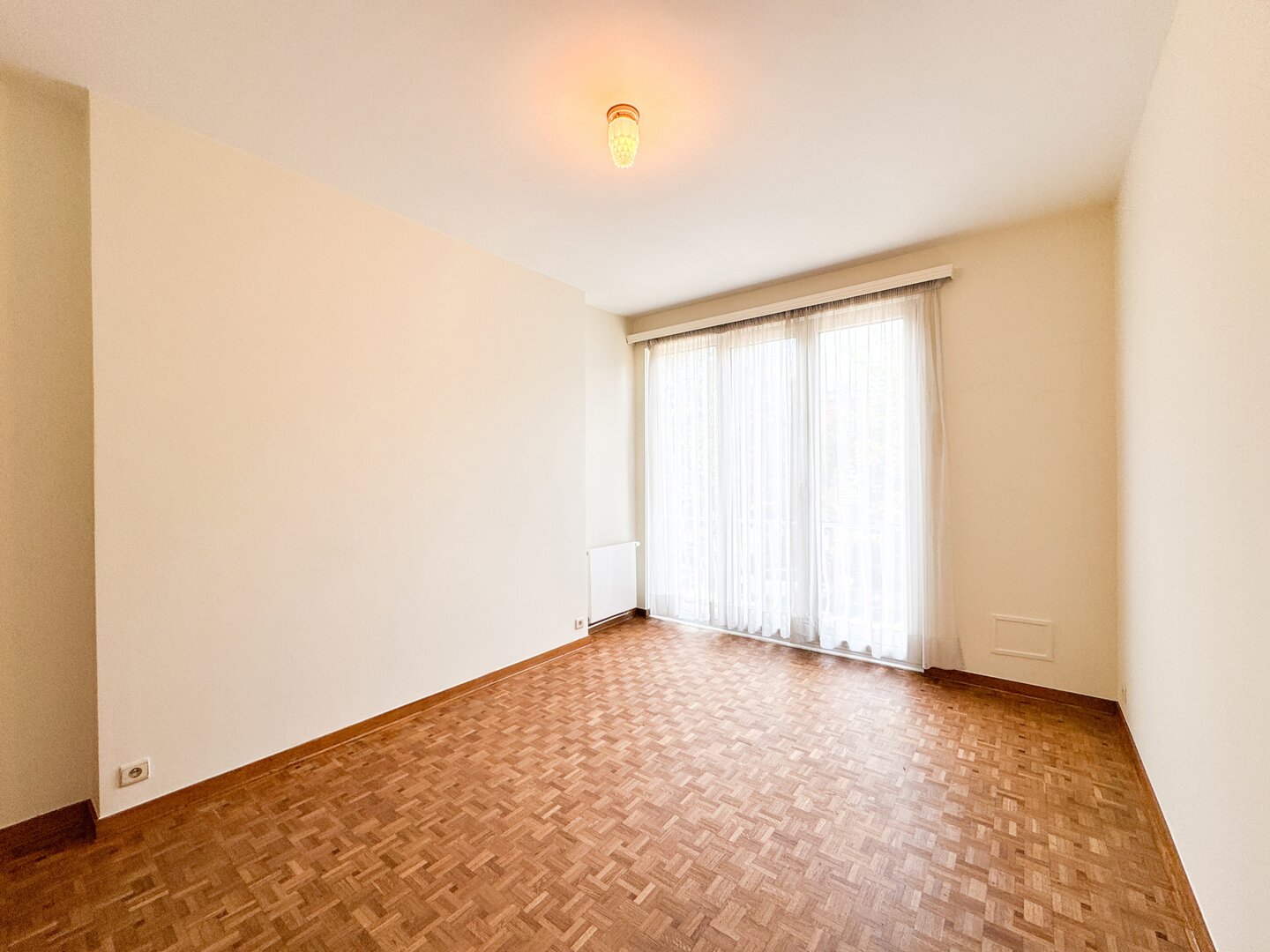 photo-19-superbe-appartement-2-chambres-idealement-situe