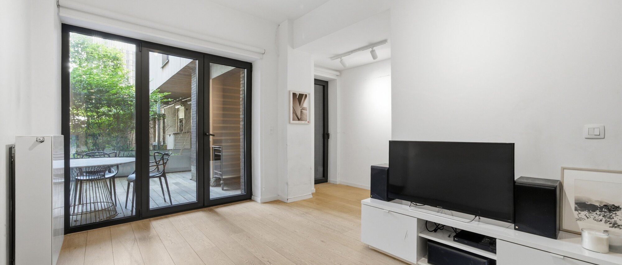 photo-1-superbe-appartement-rdc-2-chambres-terrasse-parking