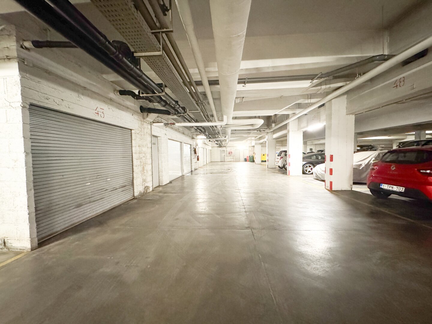 photo-3-parking-idealement-situee-a-watermael-boitsfort