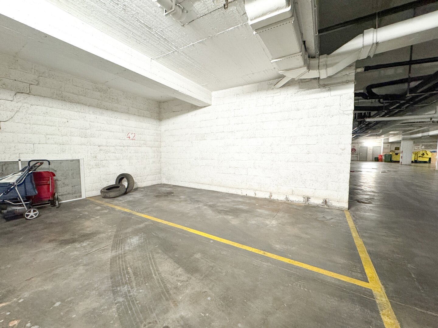photo-4-parking-idealement-situee-a-watermael-boitsfort