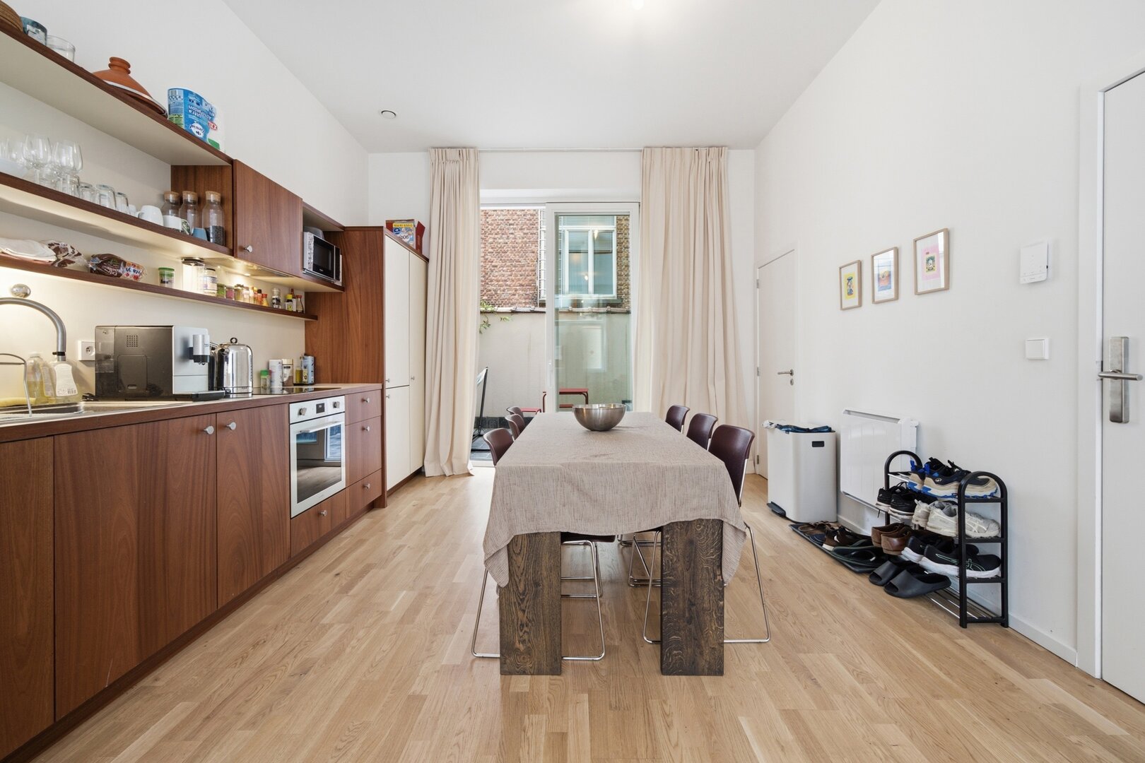 photo-3-magnifique-rdc-duplex-3-ch-3-sdb-cour