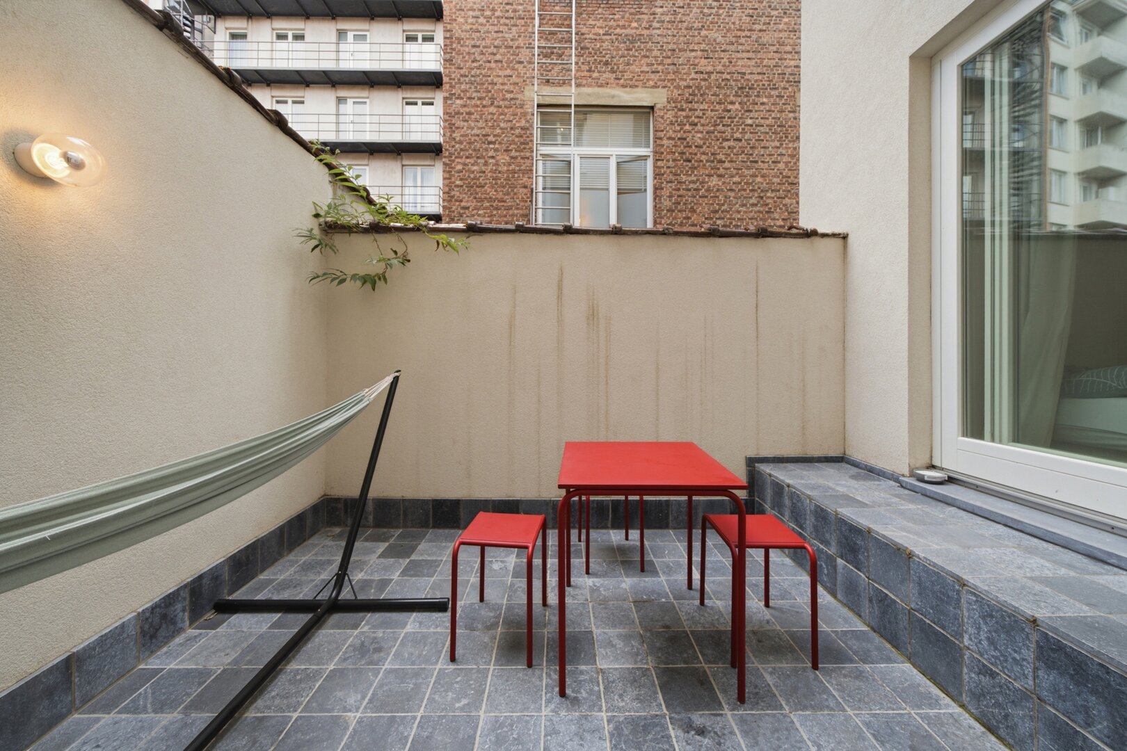 photo-11-magnifique-rdc-duplex-3-ch-3-sdb-cour