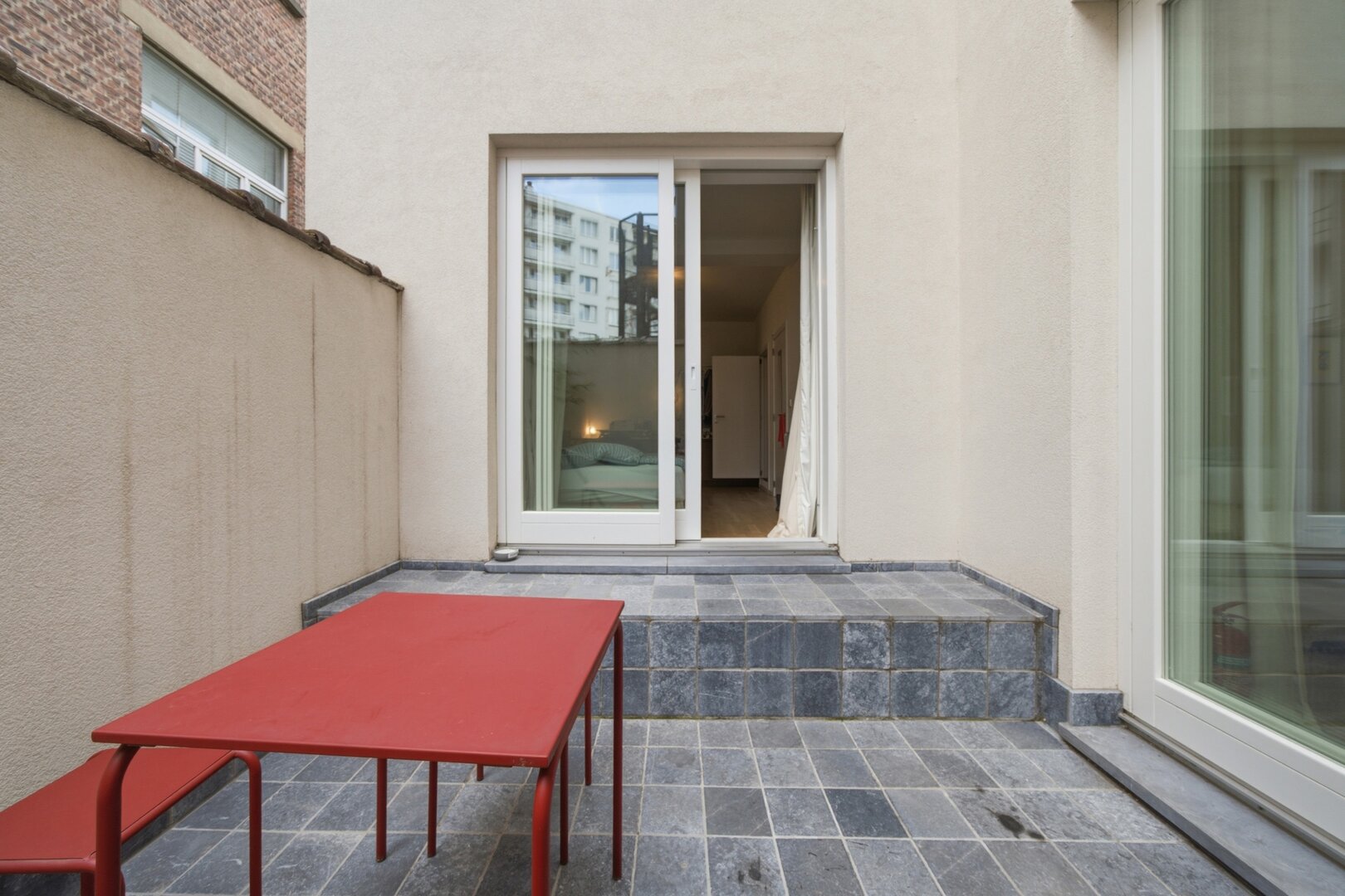 photo-12-magnifique-rdc-duplex-3-ch-3-sdb-cour