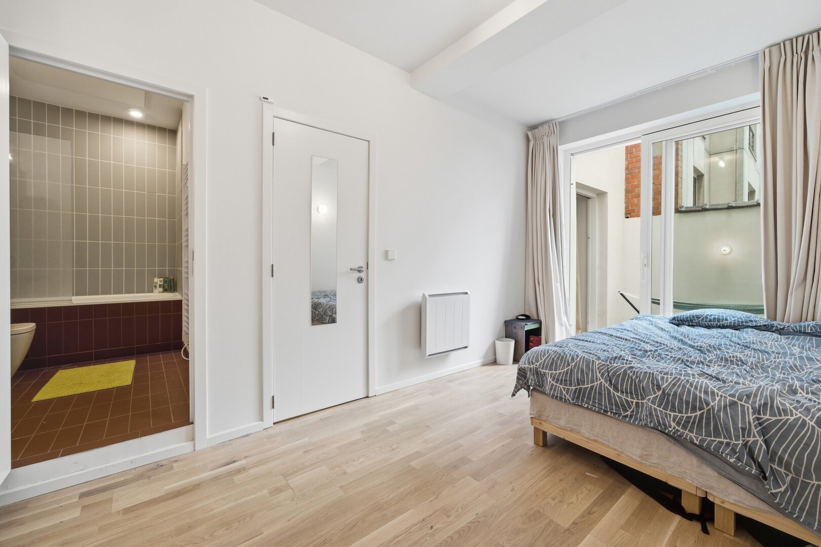 photo-18-magnifique-rdc-duplex-3-ch-3-sdb-cour