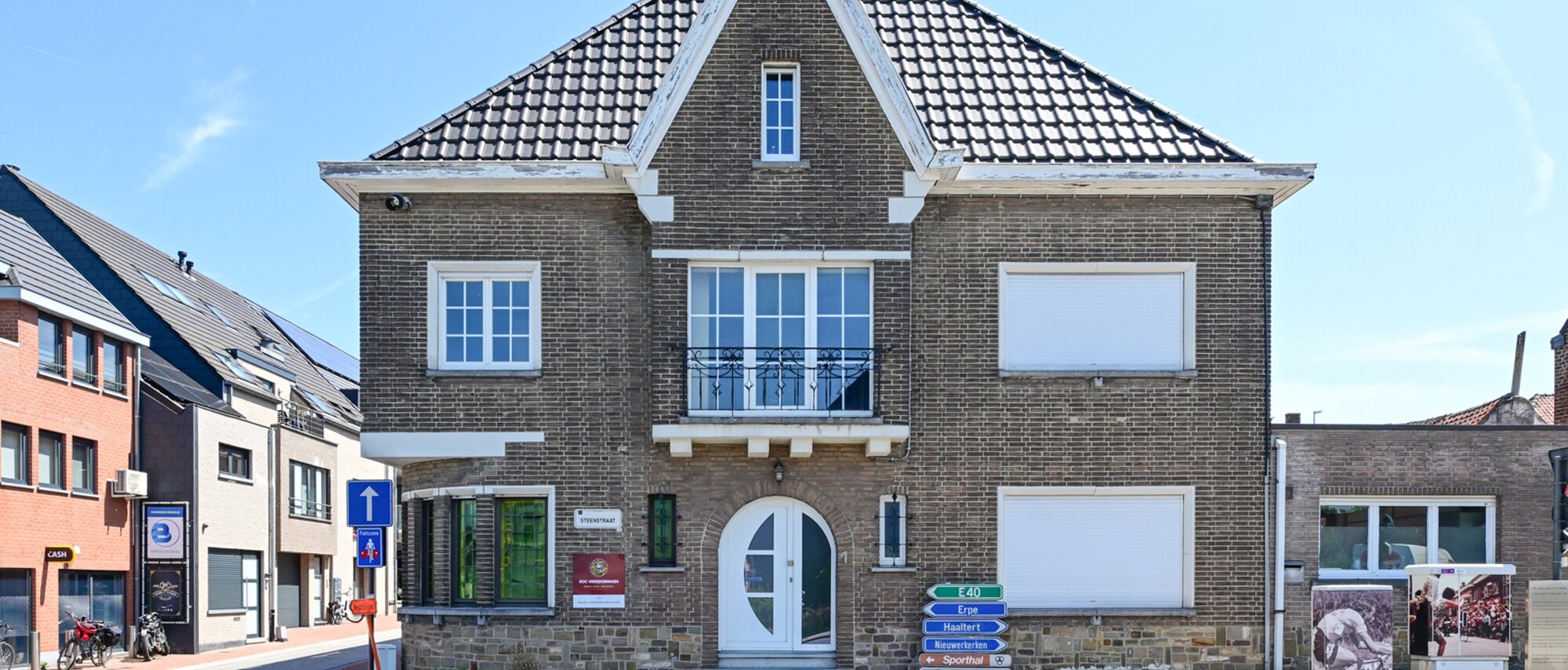photo-1-belle-maison-6-chambres-cour-garage