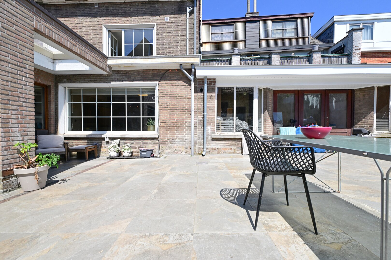 photo-7-belle-maison-6-chambres-cour-garage