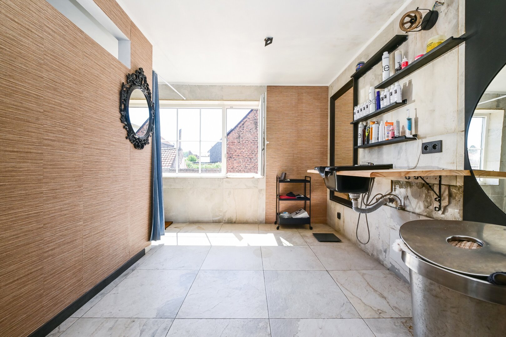 photo-15-belle-maison-6-chambres-cour-garage