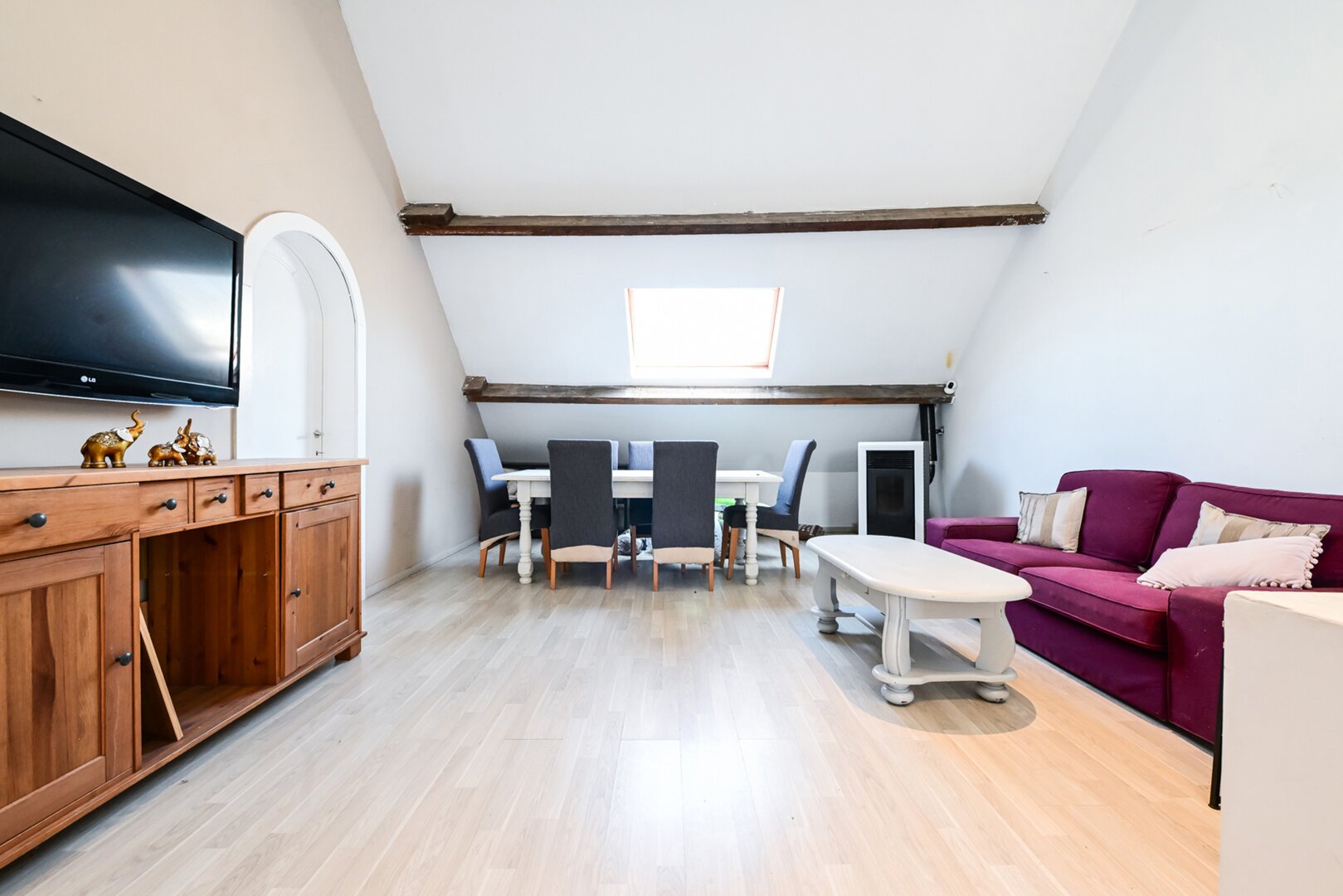 photo-17-belle-maison-6-chambres-cour-garage
