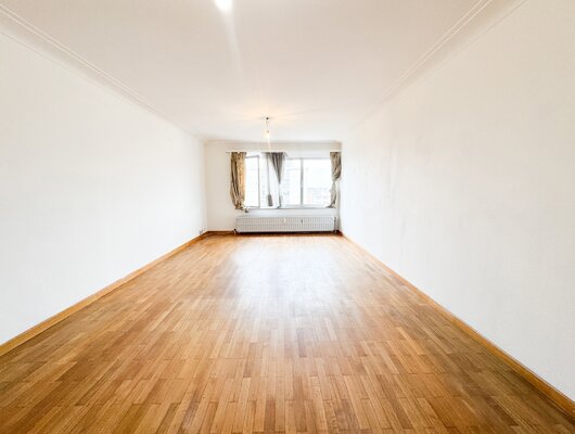 BEAUTIFUL 2-BEDROOM APARTMENT + TERRACE