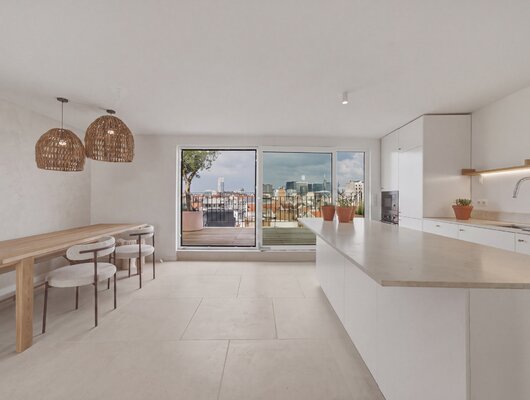 DUPLEX TOTALEMENT RENOVE 3 CHAMBRES + 2 TERASSES !!