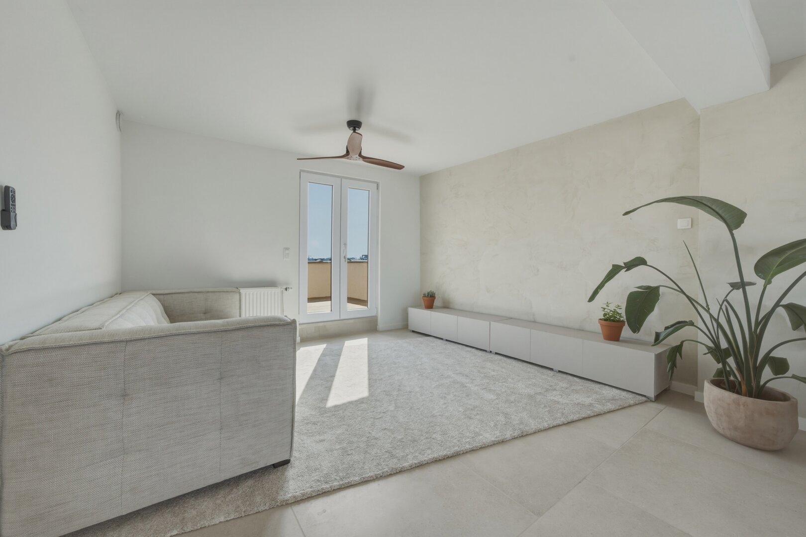 photo-8-duplex-totalement-renove-3-chambres-2-terasses