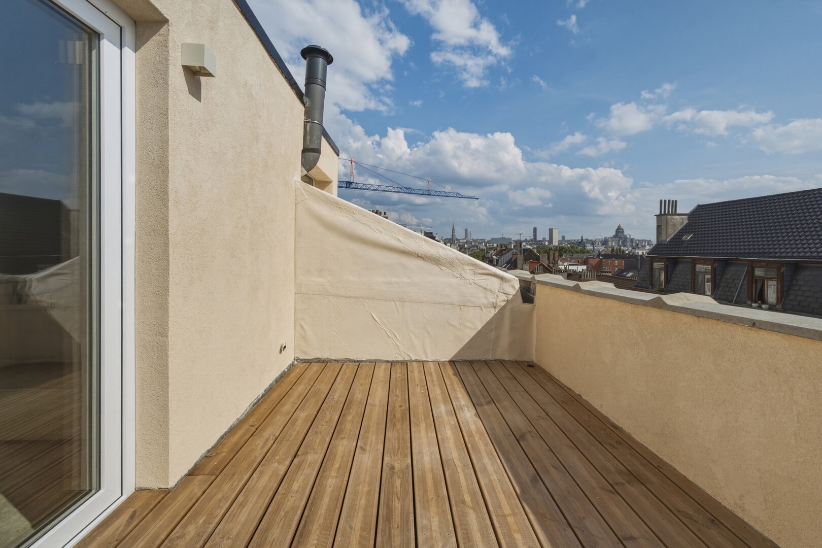 photo-30-duplex-totalement-renove-3-chambres-2-terasses
