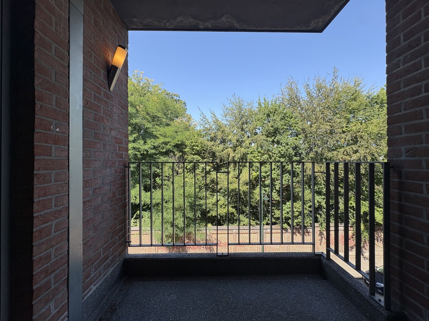 photo-14-spacieux-app-2ch-2-sdb-terrasse-parking