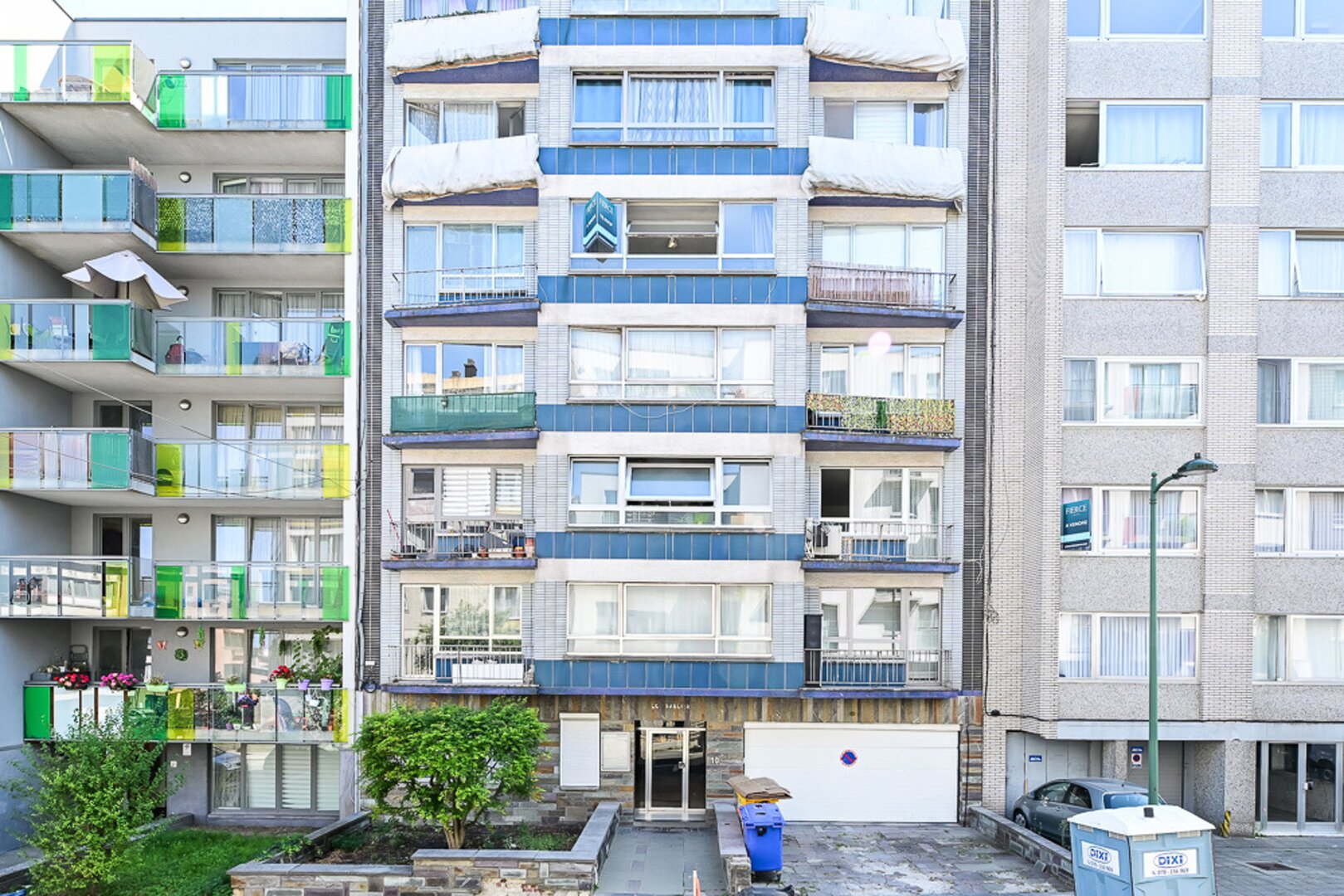 photo-1-grand-studio-50-m-ndash-4e-etage-ndash-parking-en-option-ndash-belle-opportunite