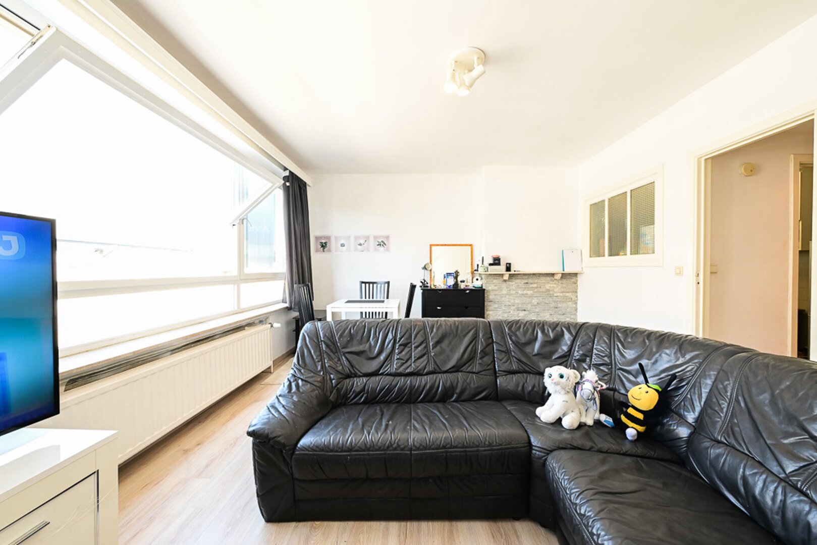 photo-4-grand-studio-50-m-ndash-4e-etage-ndash-parking-en-option-ndash-belle-opportunite