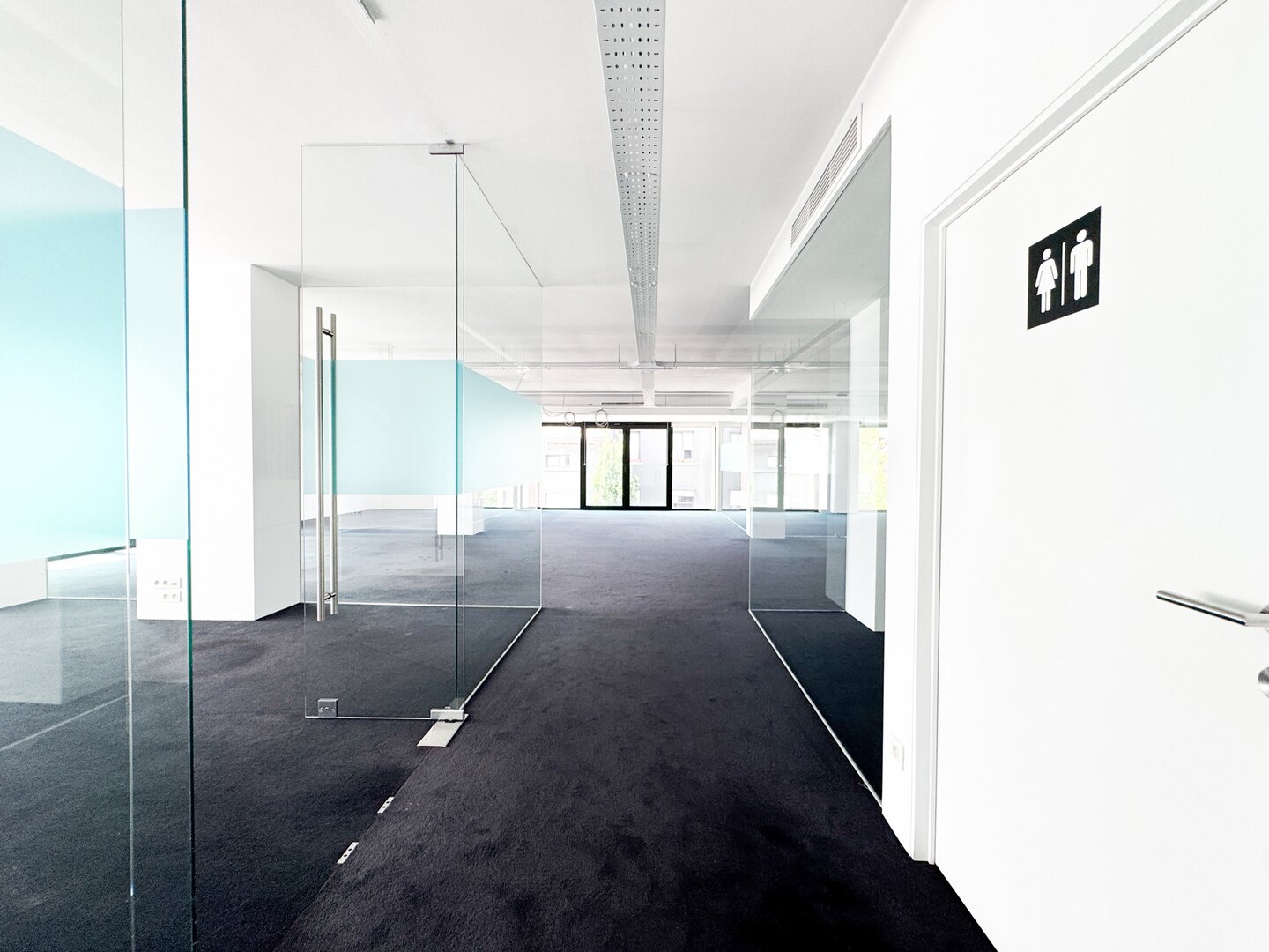 photo-1-spacieux-plateau-de-300m2-au-coeur-de-bxl