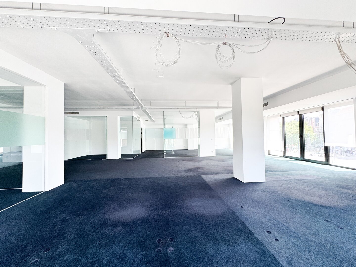 photo-5-spacieux-plateau-de-300m2-au-coeur-de-bxl