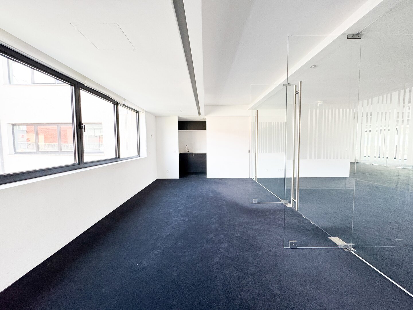 photo-7-spacieux-plateau-de-300m2-au-coeur-de-bxl