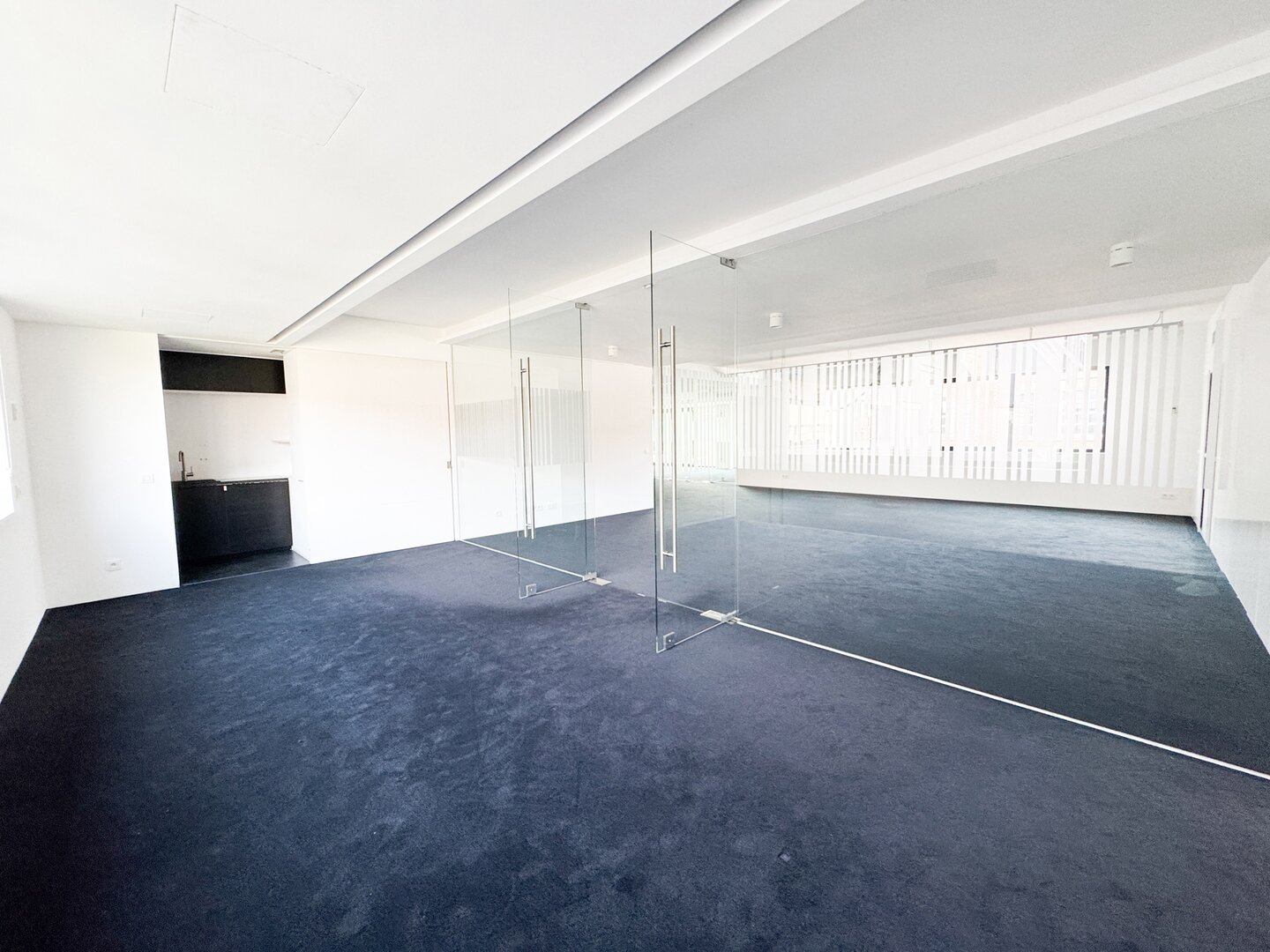 photo-8-spacieux-plateau-de-300m2-au-coeur-de-bxl