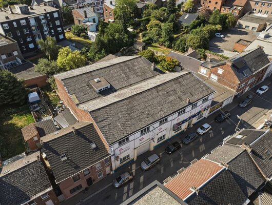 GEMENGD PROJECT MET MOGELIJKHEID VOOR APPARTEMENTEN EN WINKELS