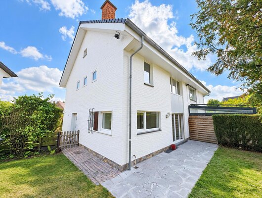 MAISON 3 CHAMBRES + JARDIN DANS UN CLOS !!