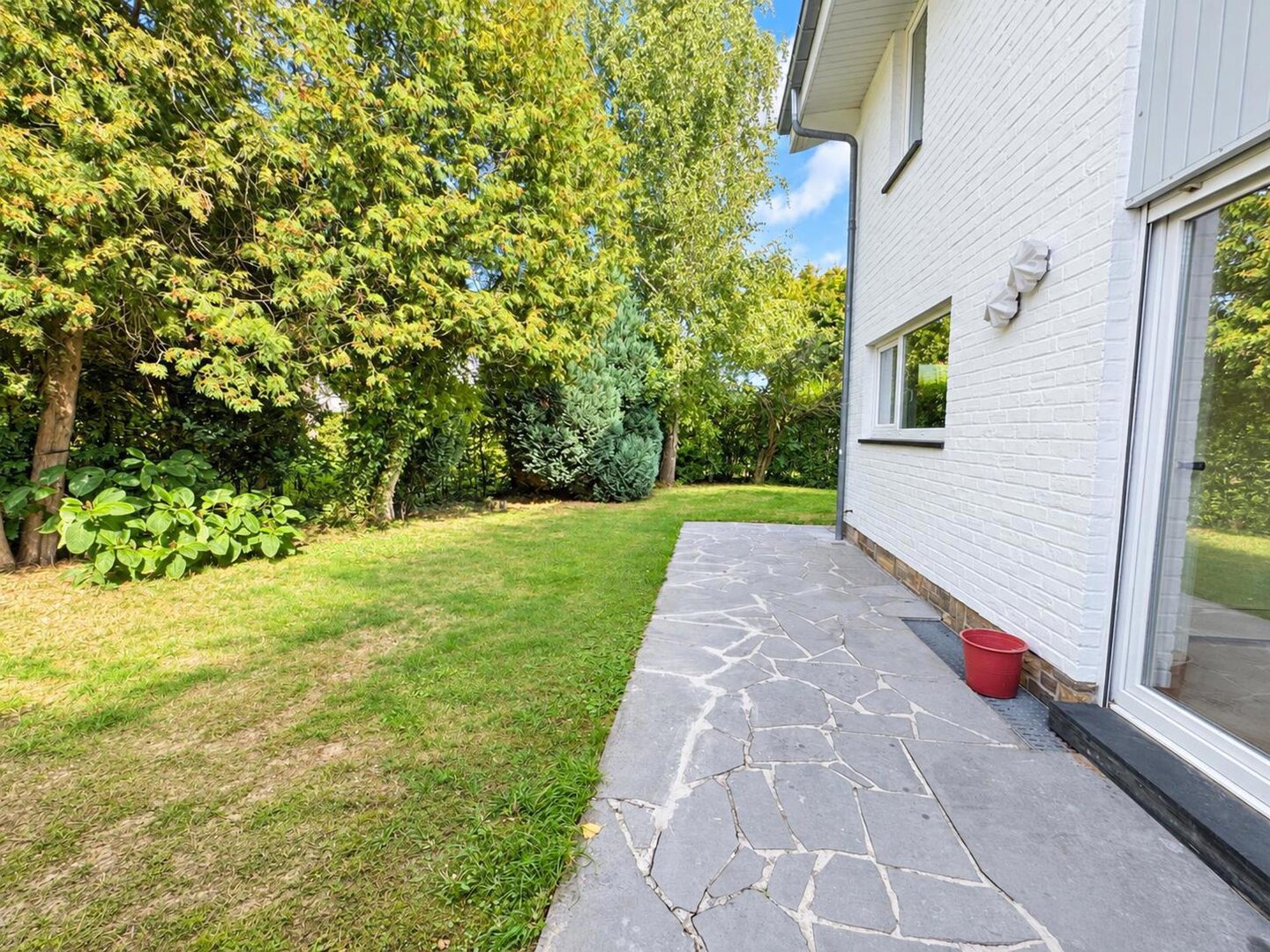 photo-12-maison-3-chambres-jardin-dans-un-clos