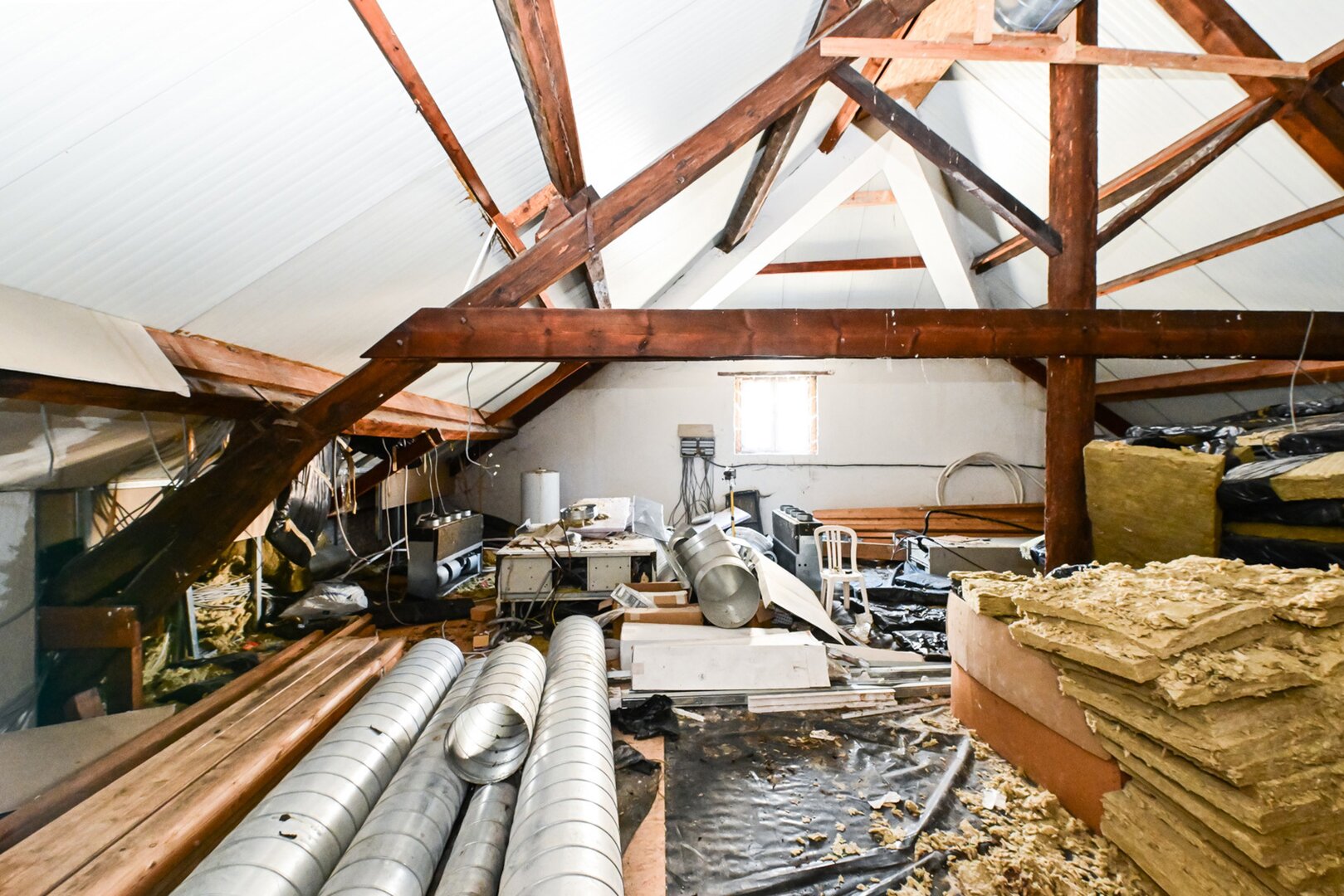 photo-6-local-evenementiel-potentiel-13-logements