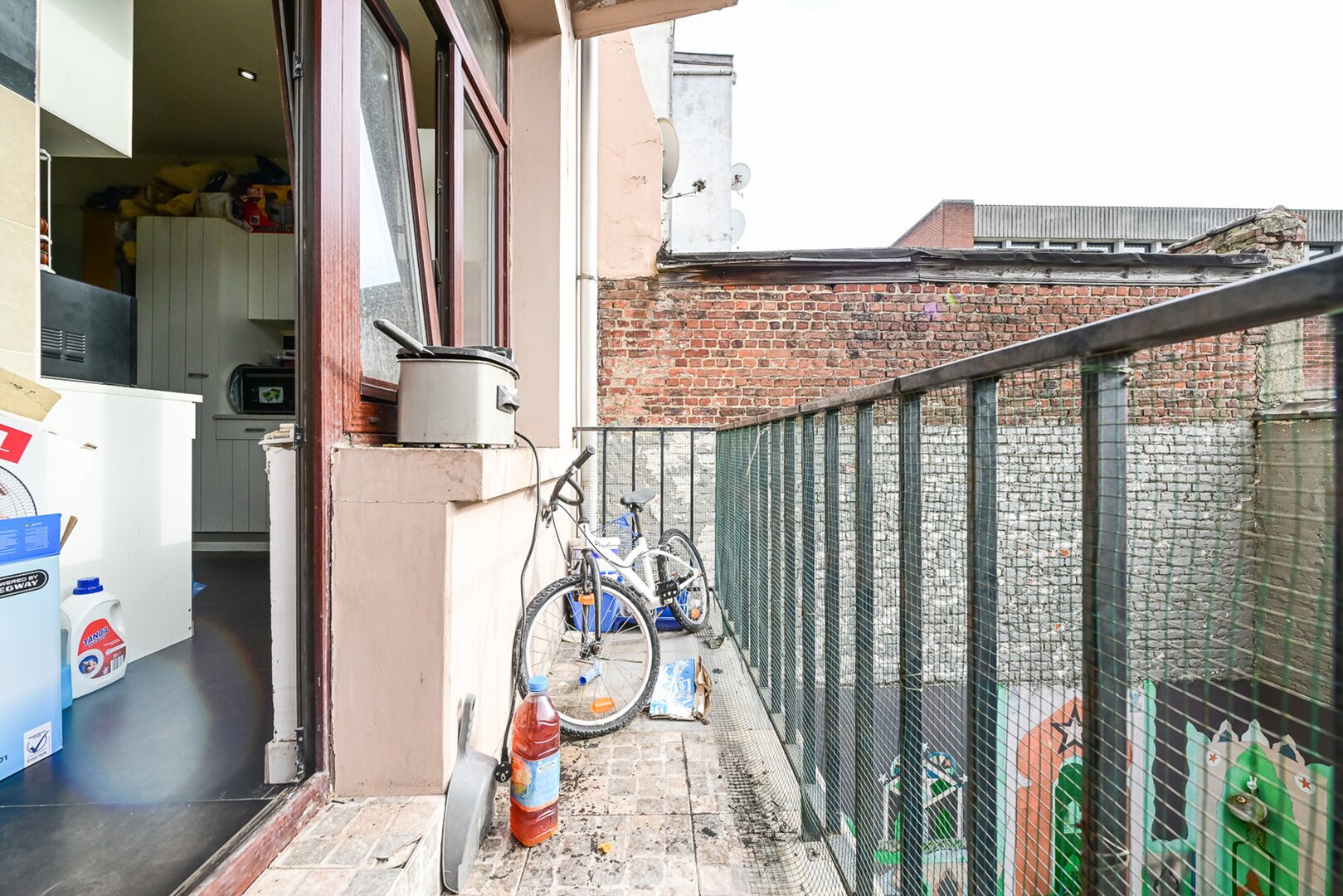 photo-9-belle-appartement-une-chambre-avec-balcon