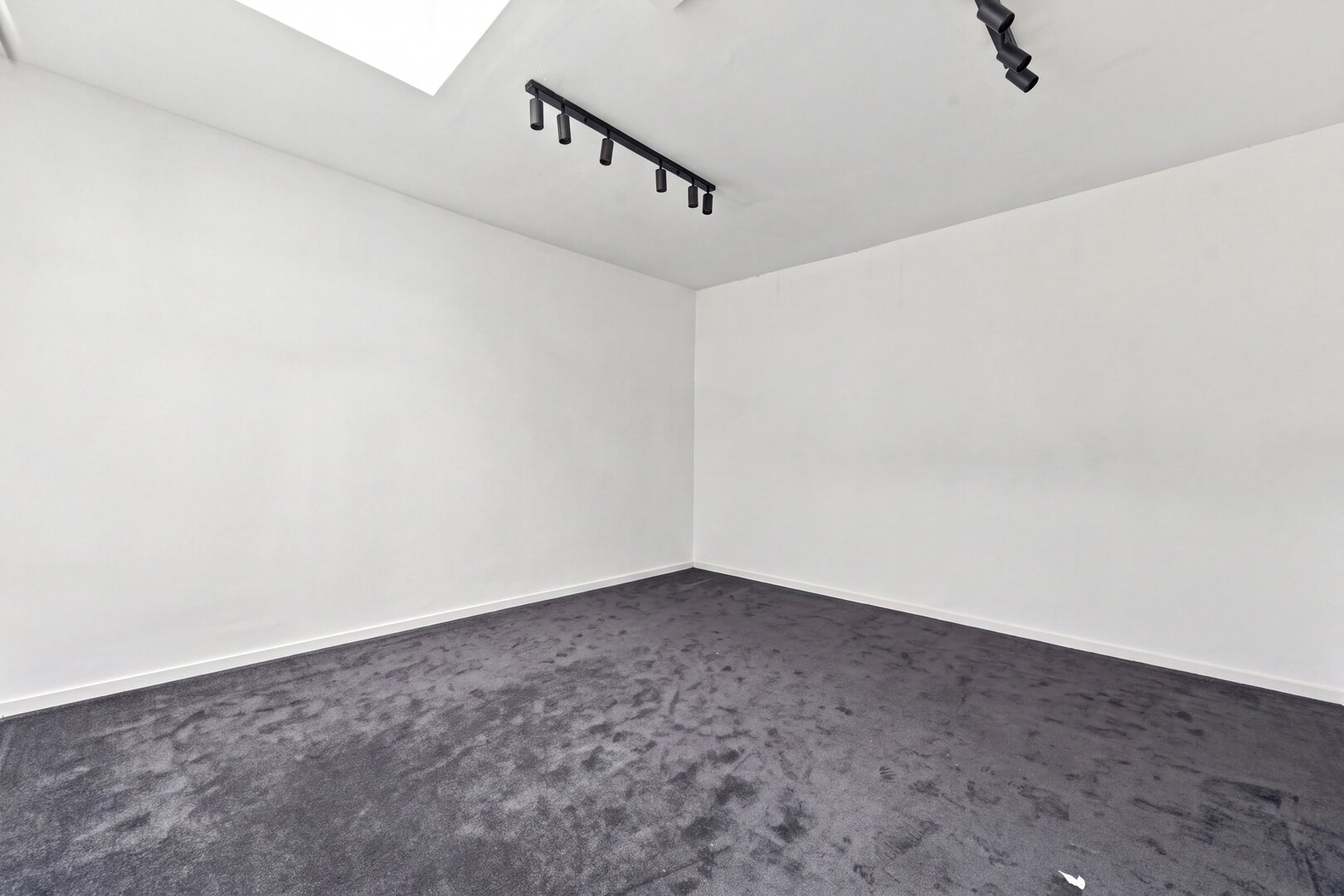 photo-20-uccle-ndash-spacieux-espace-polyvalent-de-plusmn-380-m-avec-entree-privative