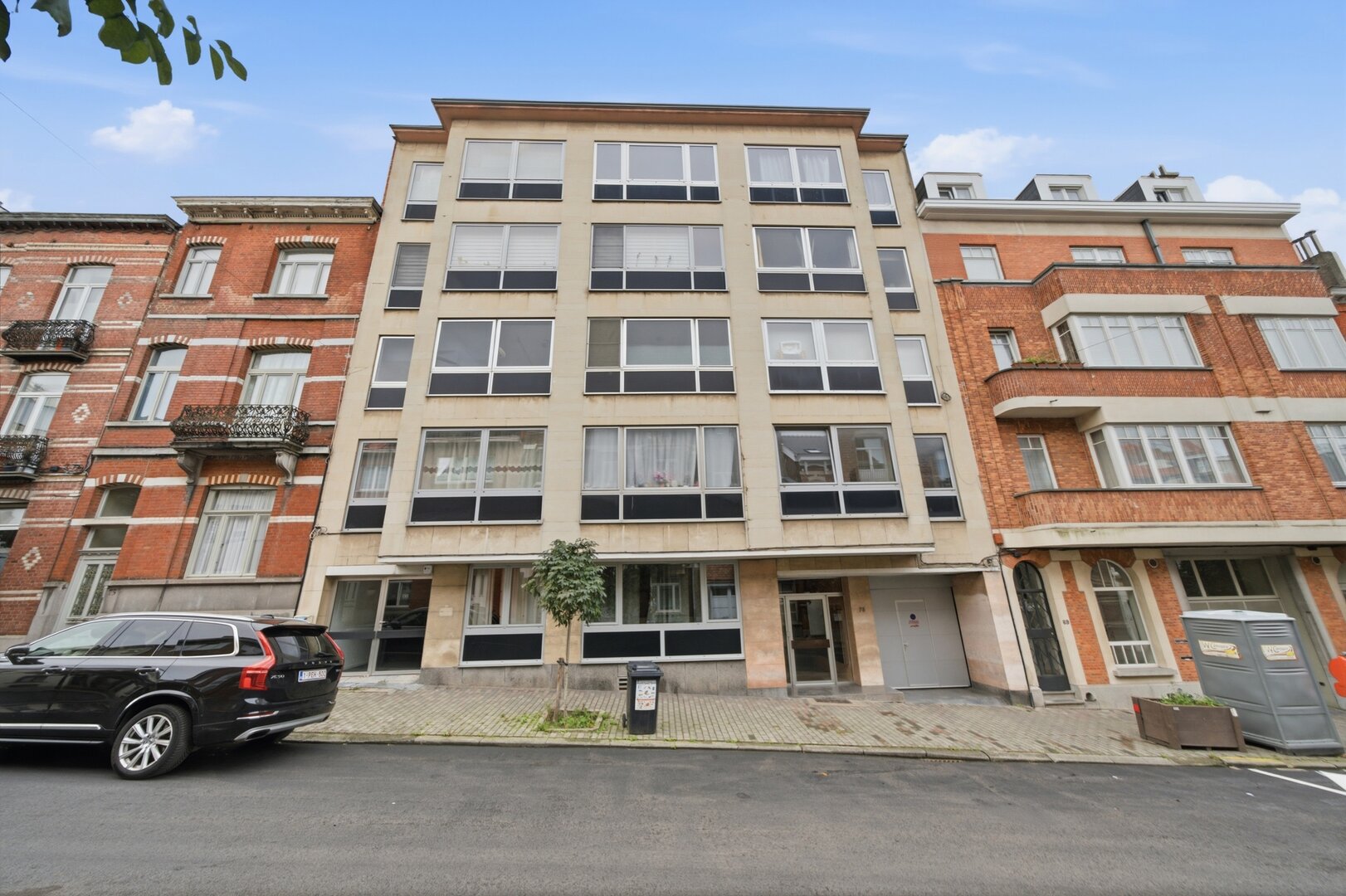 photo-22-uccle-ndash-spacieux-espace-polyvalent-de-plusmn-380-m-avec-entree-privative
